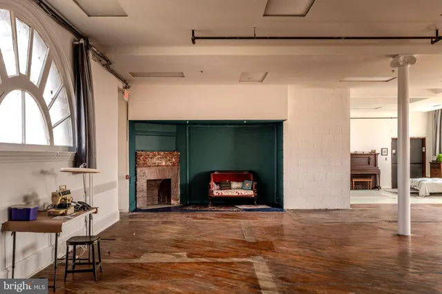 $1,070,000 | 4900 Longshore Avenue, Philadelphia, PA 19135