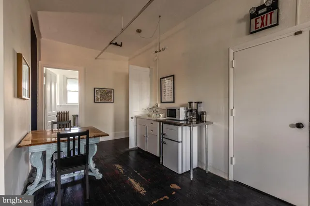 $1,070,000 | 4900 Longshore Avenue, Philadelphia, PA 19135