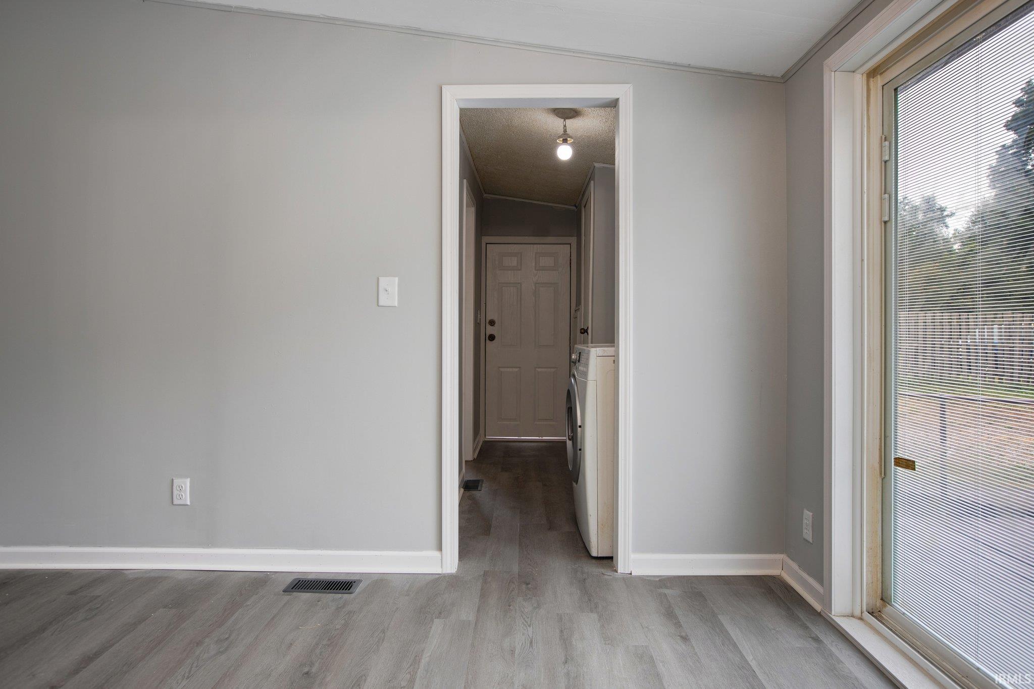 57553 Oakside Road Mishawaka, IN 46544 - Photo 16 of 20 Gallery Image 16