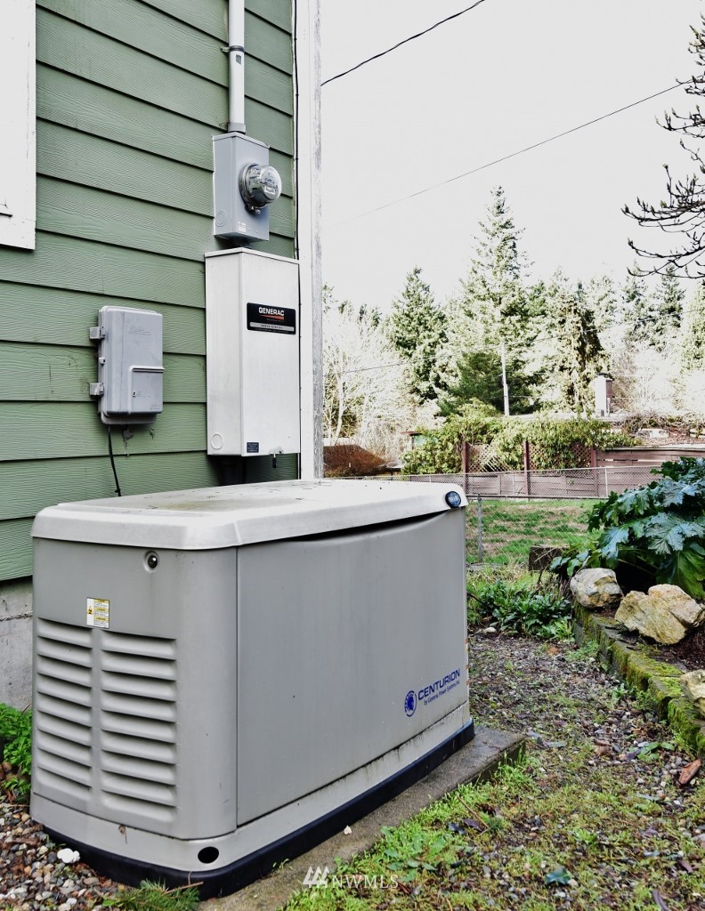 2161 Rocky Point Road Northwest Bremerton, WA 98312 - Photo 24 of 24 Gallery Image 24