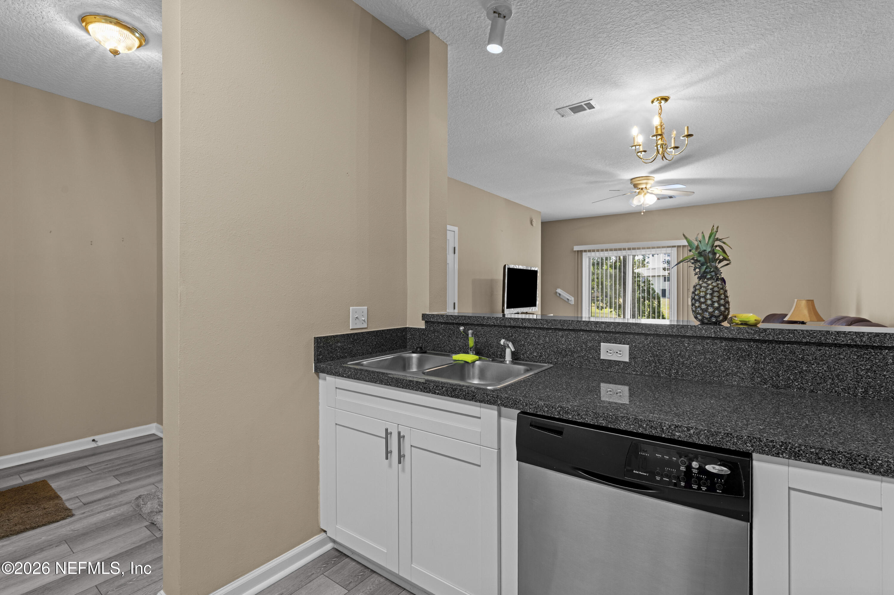 7774 Melvin Road Jacksonville, FL 32210 - Photo 12 of 32 11 Kitchen