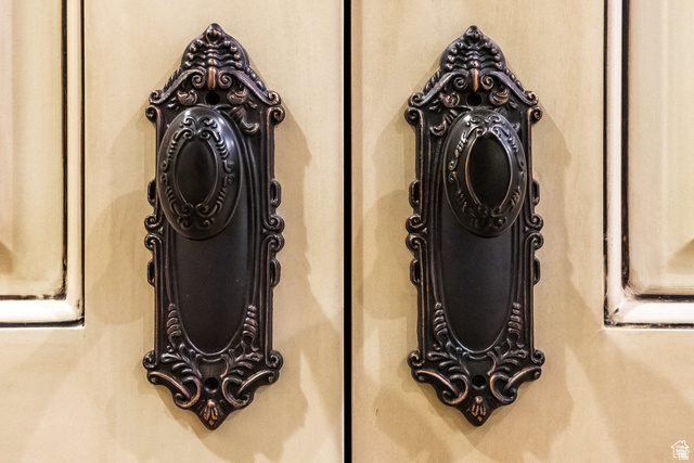 694 West Cephus Road Draper, UT 84020 - Photo 37 of 148 Ornate bronze hardware on light-toned cabinetry