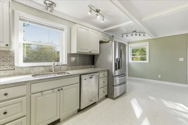 $299,900 | 21 Knox Brothers Avenue, Searsport, ME 04974