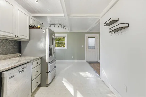 $299,900 | 21 Knox Brothers Avenue, Searsport, ME 04974