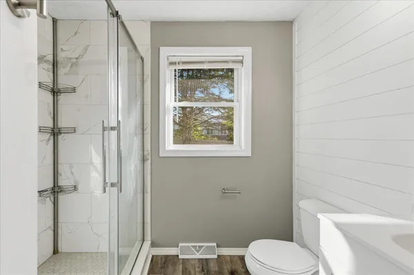 $299,900 | 21 Knox Brothers Avenue, Searsport, ME 04974