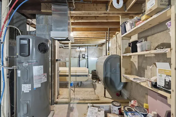 $299,900 | 21 Knox Brothers Avenue, Searsport, ME 04974