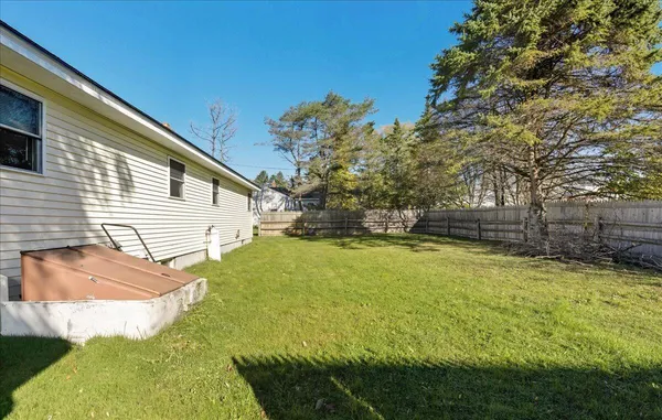 $299,900 | 21 Knox Brothers Avenue, Searsport, ME 04974
