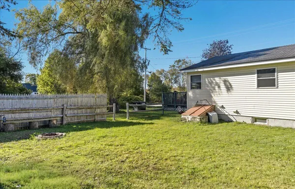 $299,900 | 21 Knox Brothers Avenue, Searsport, ME 04974