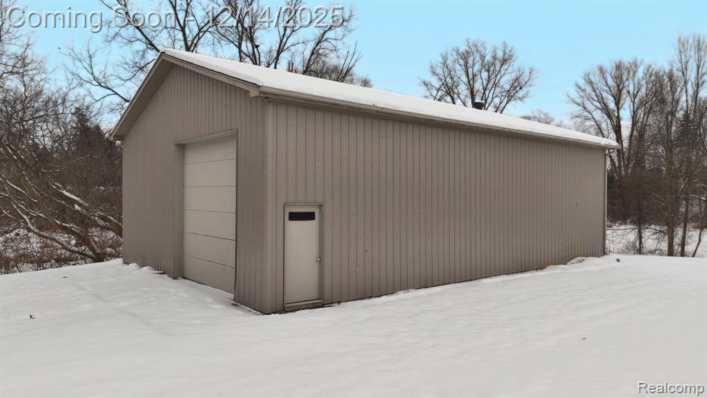 2245 West Cook Road Grand Blanc, MI 48439 - Photo 45 of 56