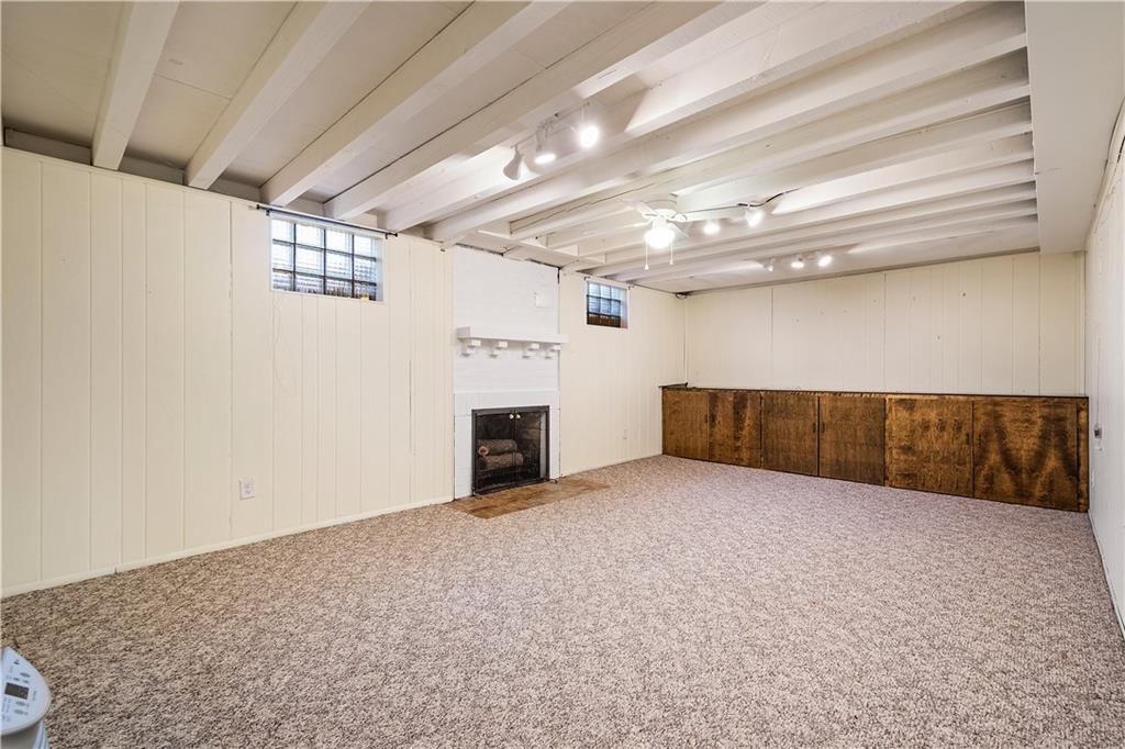 1014 Milton Road Pittsburgh, PA 15234 - Photo 17 of 22 Gallery Image 17