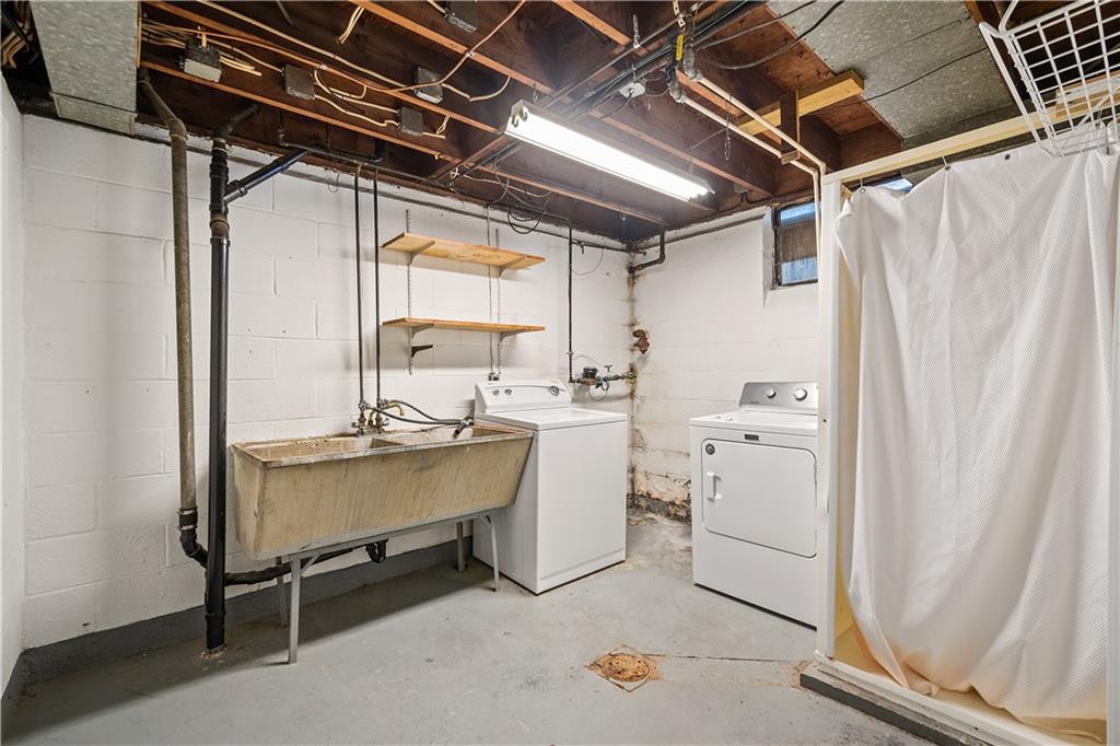 1014 Milton Road Pittsburgh, PA 15234 - Photo 19 of 22 Gallery Image 19