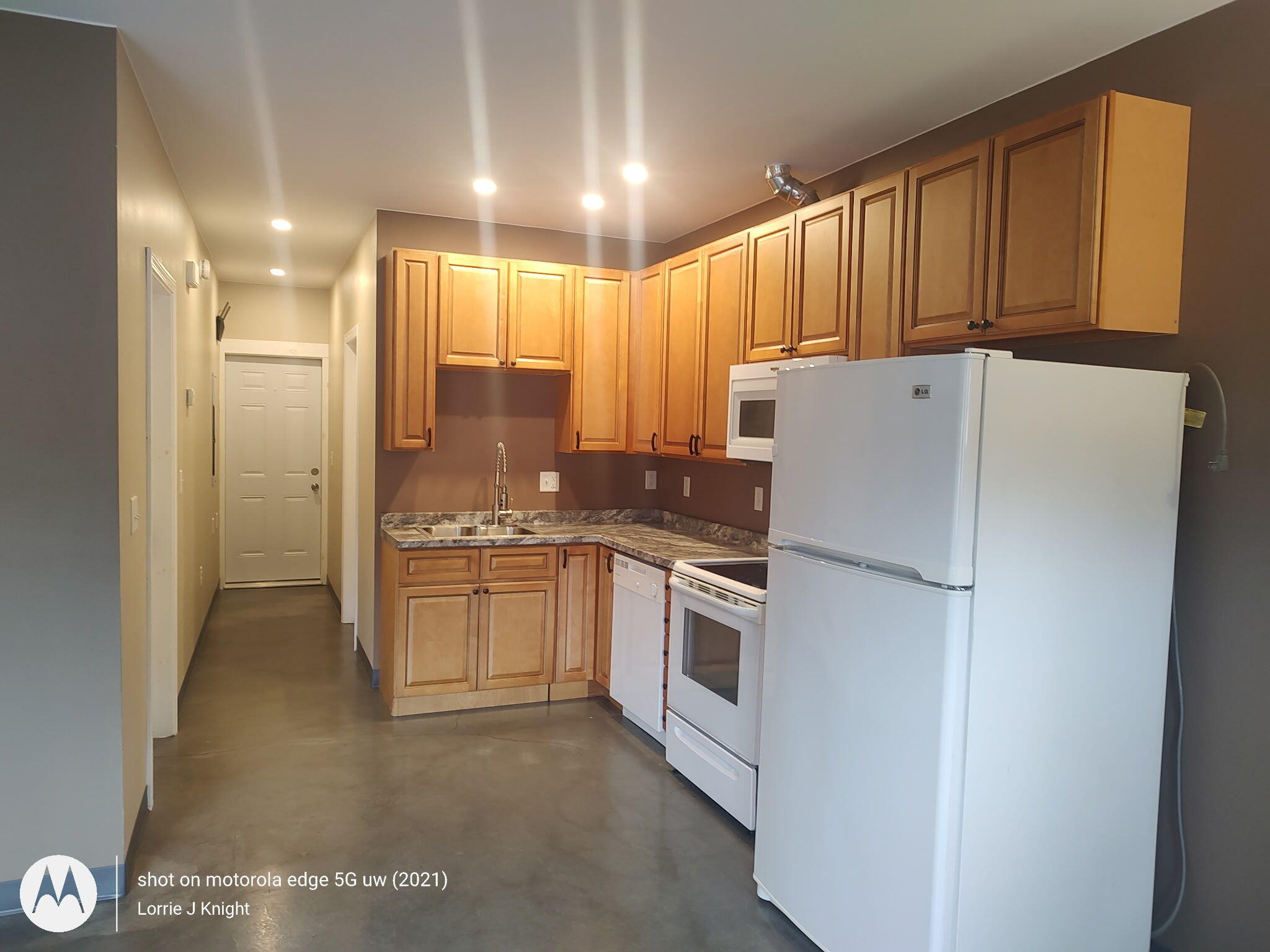372 Old County Road Hampden, ME 04444 - Photo 28 of 32 unit3 kitchen