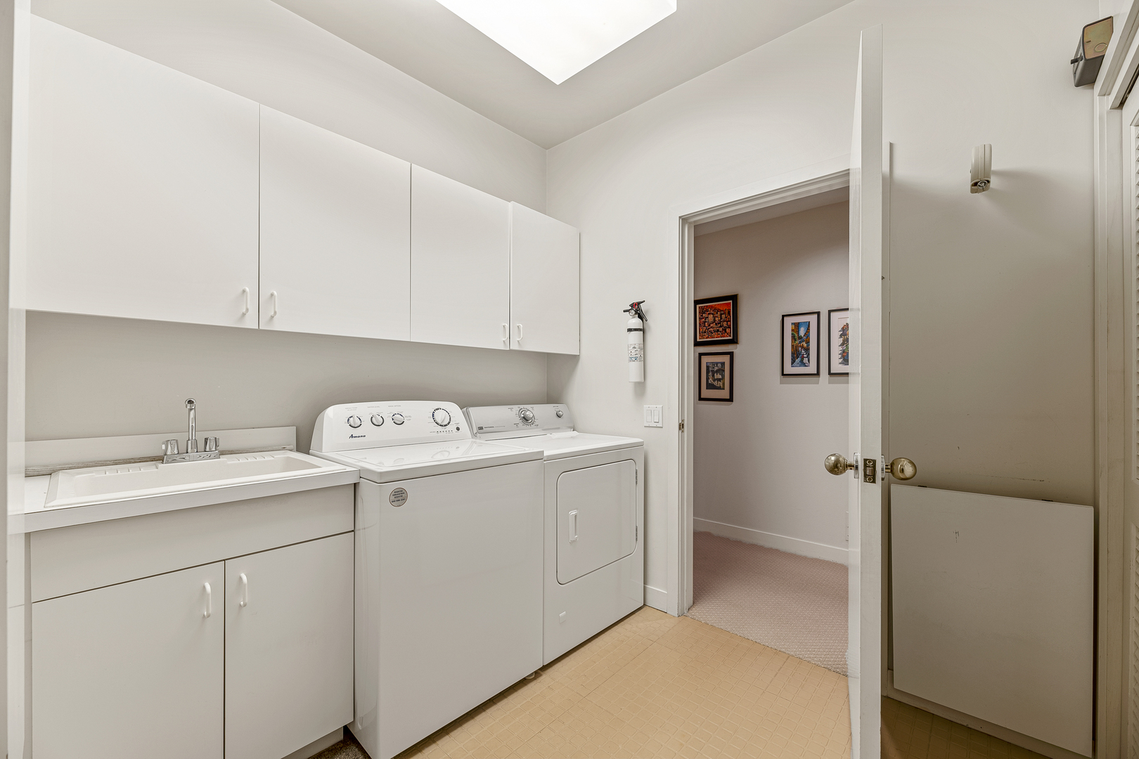 1370 Sunview Lane Winnetka, IL 60093 - Photo 32 of 39