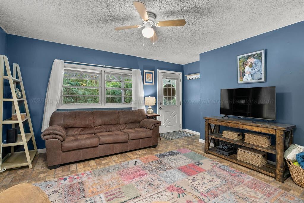 115 Marylee Road Jasper, AL 35504 - Photo 9 of 24 7RV00132