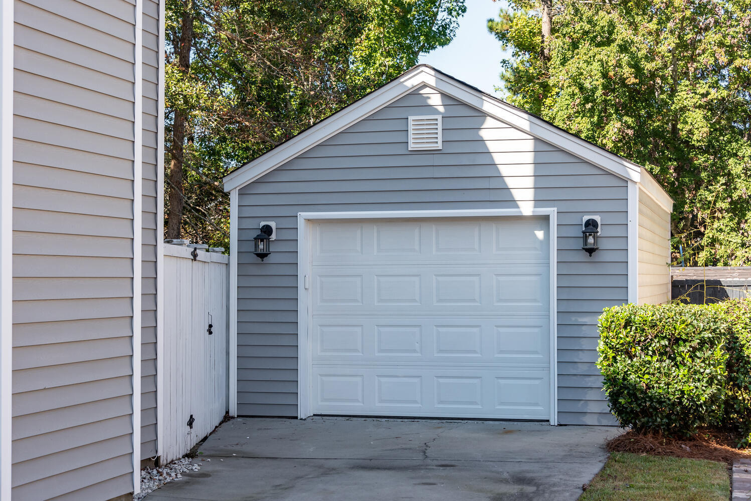 1747 Bee Balm Road Johns Island, SC 29455 - Photo 23 of 25 1- Car Garage