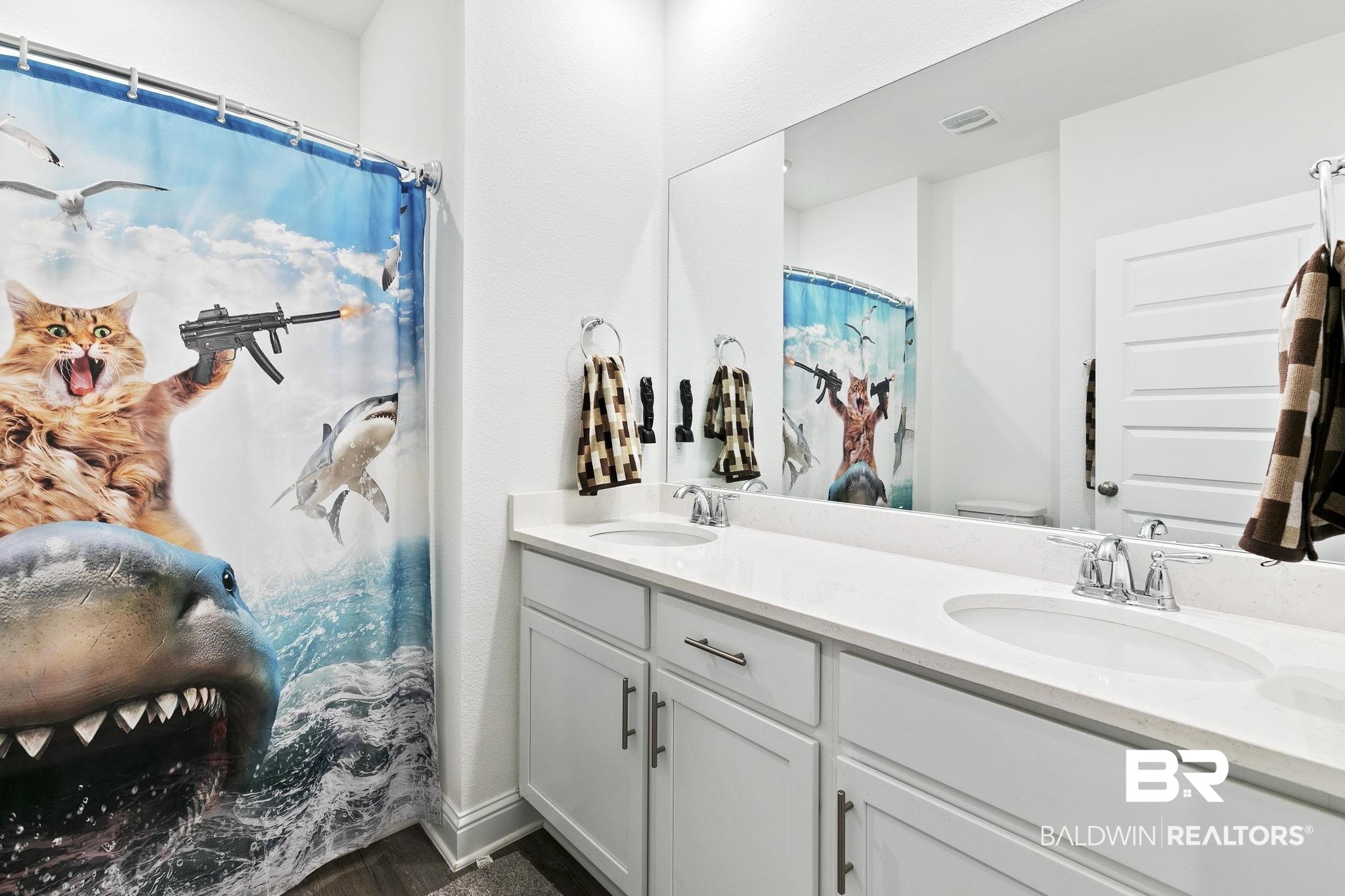 1141 Pencarro Boulevard Foley, AL 36535 - Photo 42 of 70 Bathroom with a shower with curtain, vanity, and toilet