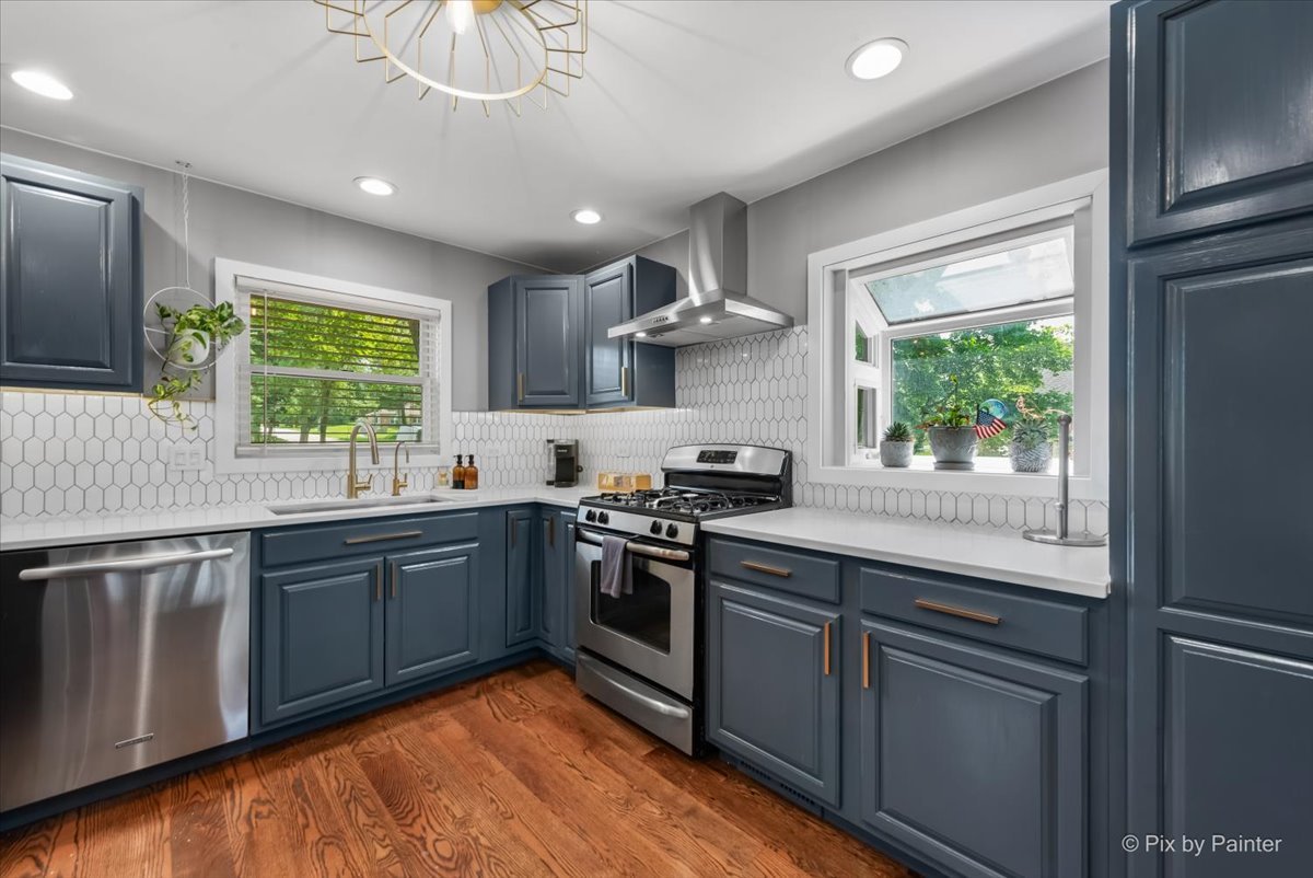 500 North River Road Fox River Grove, IL 60021 - Photo 5 of 35