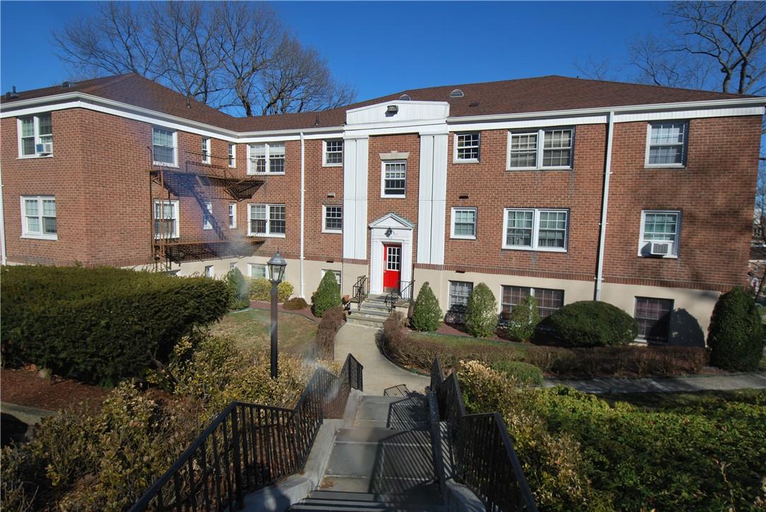 61 Rockledge Road, Unit 1G Yonkers, NY 10708 - Photo 1 of 1