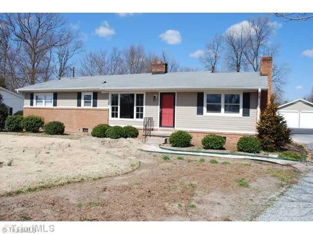 911 Ritters Lake Road Greensboro, NC 27406 - Photo 1 of 14 Exterior Front.