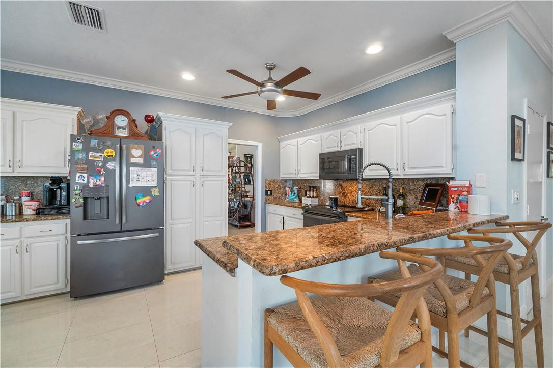 10895 Avenida Santa Ana Boca Raton, FL 33498 - Photo 11 of 38 Photo 11