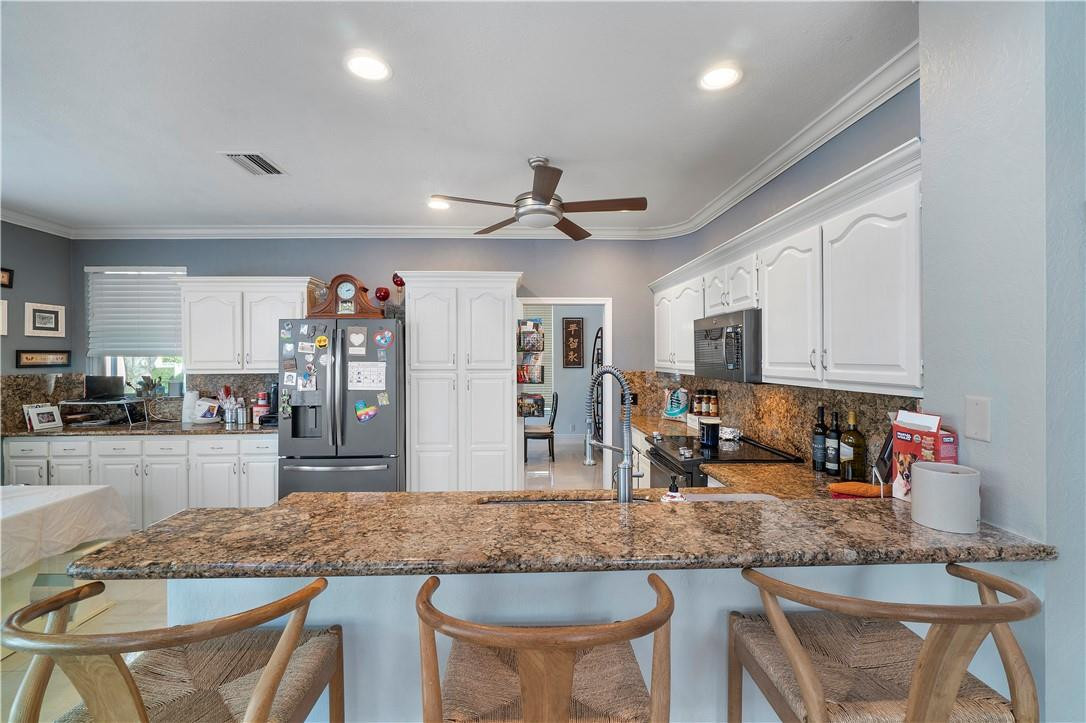 10895 Avenida Santa Ana Boca Raton, FL 33498 - Photo 12 of 38 Photo 12