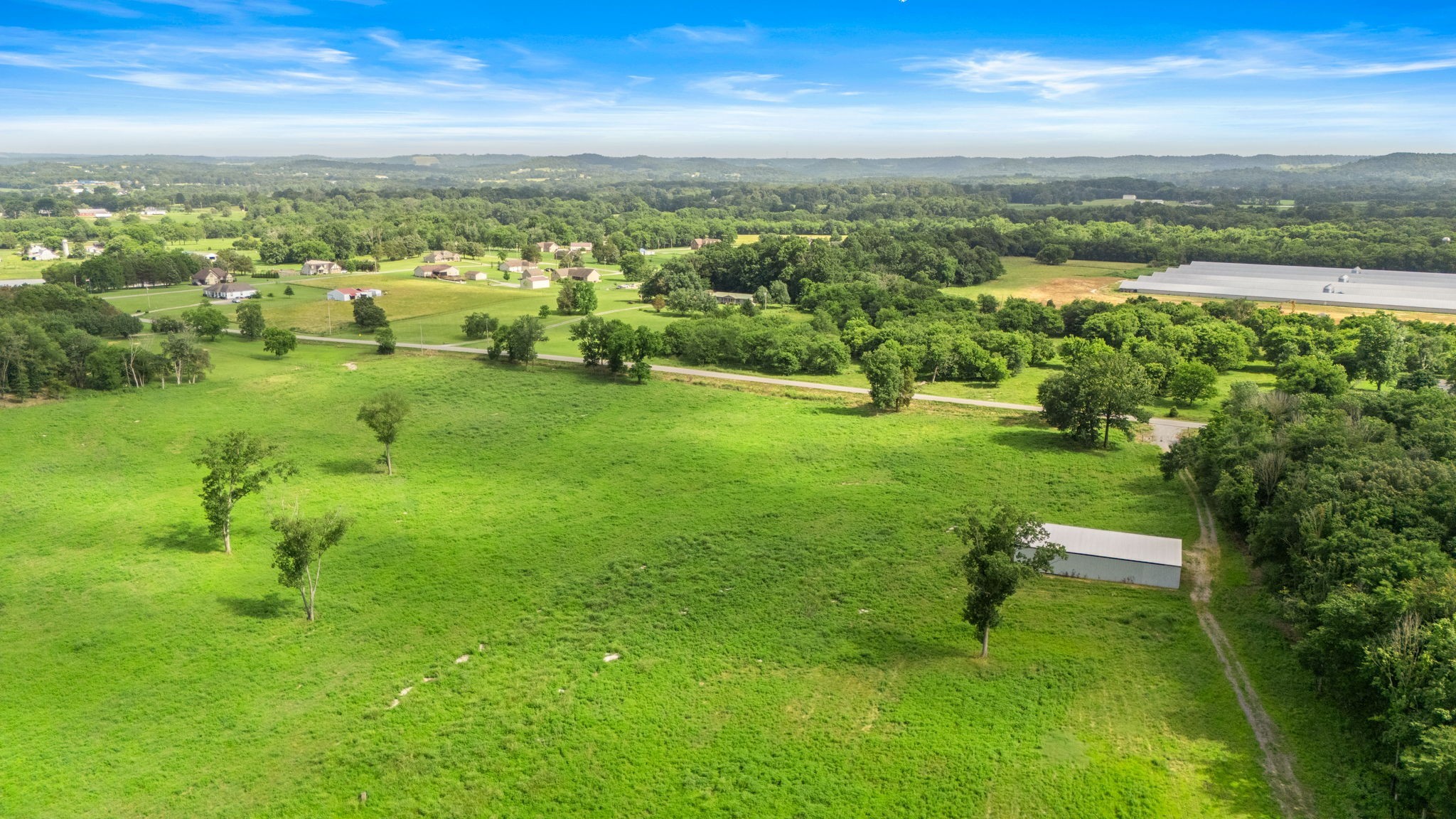 0 Knight Campground Road Shelbyville, TN 37160 - Photo 26 of 43 a view of a garden with an ocean