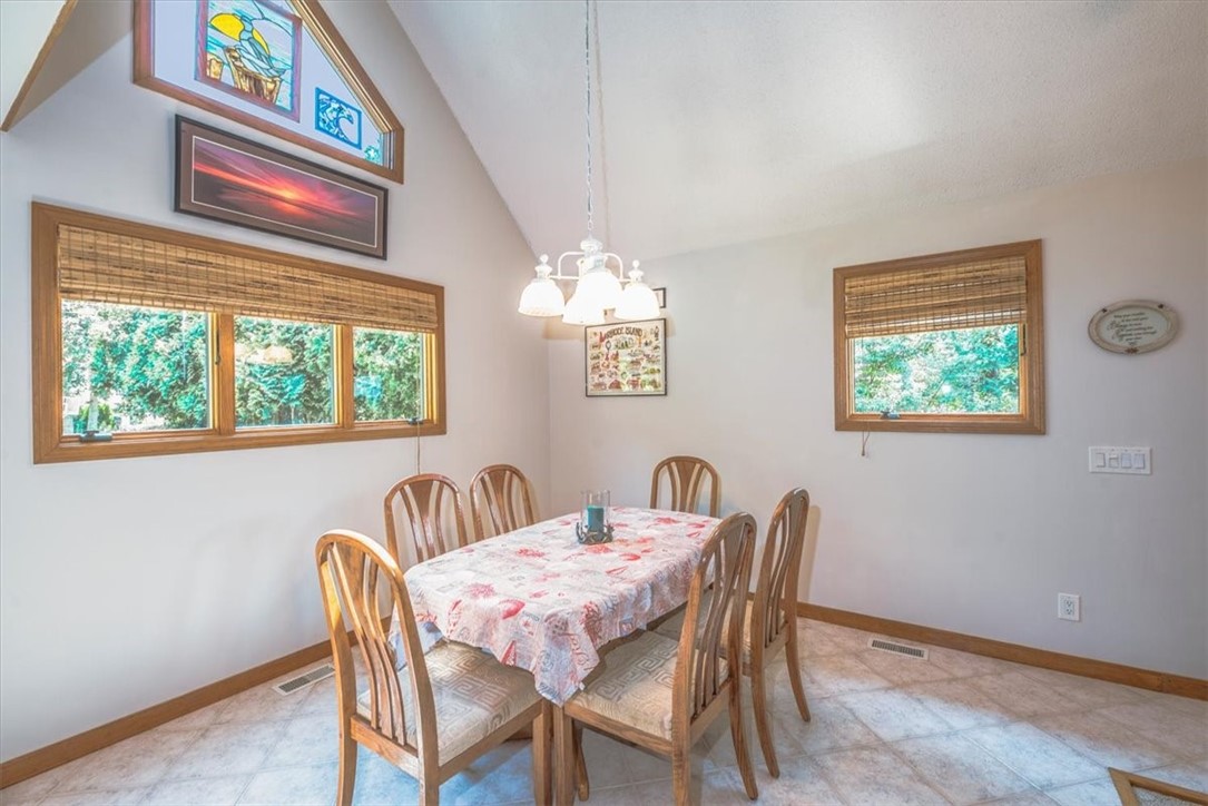 3 Willow Road Charlestown, RI 02813 - Photo 6 of 24