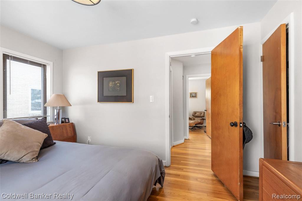 2570 Manchester Road Birmingham, MI 48009 - Photo 14 of 41