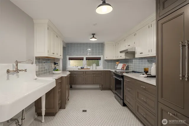 $2,900,000 | 718 East Aloha Street, Unit 10, Seattle, WA 98102