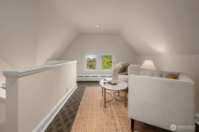 $2,900,000 | 718 East Aloha Street, Unit 10, Seattle, WA 98102