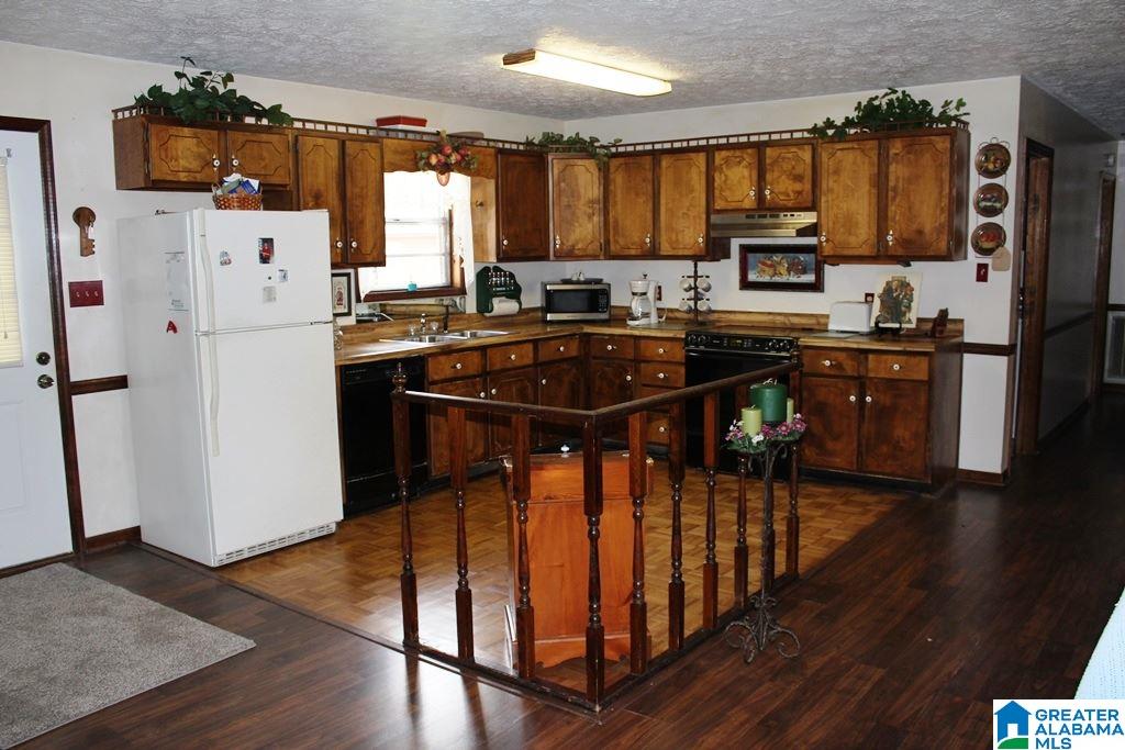81 Windward Way Sylacauga, AL 35151 - Photo 9 of 28