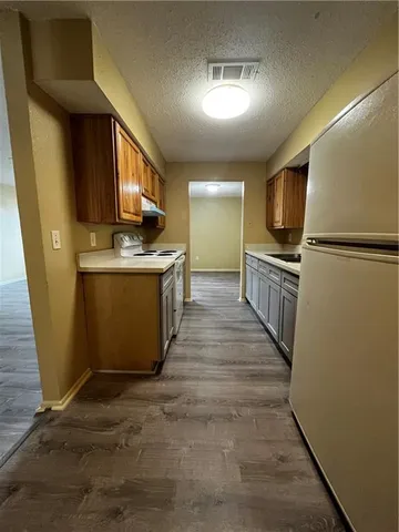 $1,395 | 948 East Monterey Court, Unit A, Gretna, LA 70056