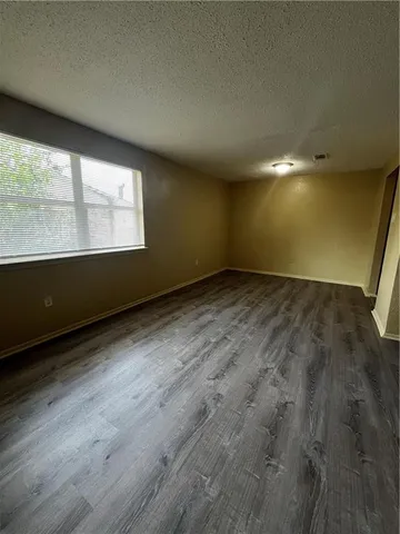 $1,395 | 948 East Monterey Court, Unit A, Gretna, LA 70056