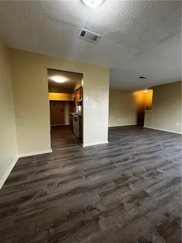 $1,395 | 948 East Monterey Court, Unit A, Gretna, LA 70056