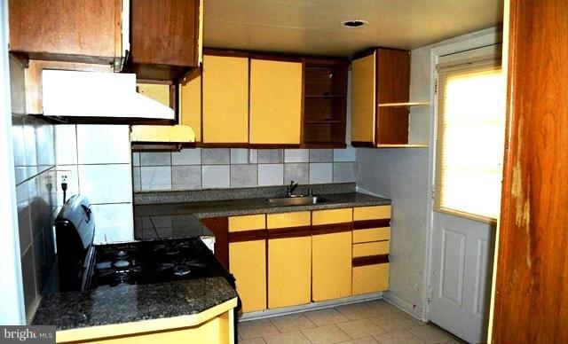 3705 Greenly Street Silver Spring, MD 20906 - Photo 3 of 25 Kitchen