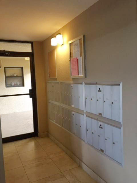 5800 Camino Del Sol, Unit 103 Boca Raton, FL 33433 - Photo 20 of 25 Lobby with Mail box---steps away