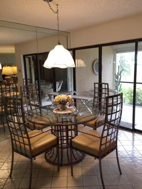5800 Camino Del Sol, Unit 103 Boca Raton, FL 33433 - Photo 7 of 25 Dining Area