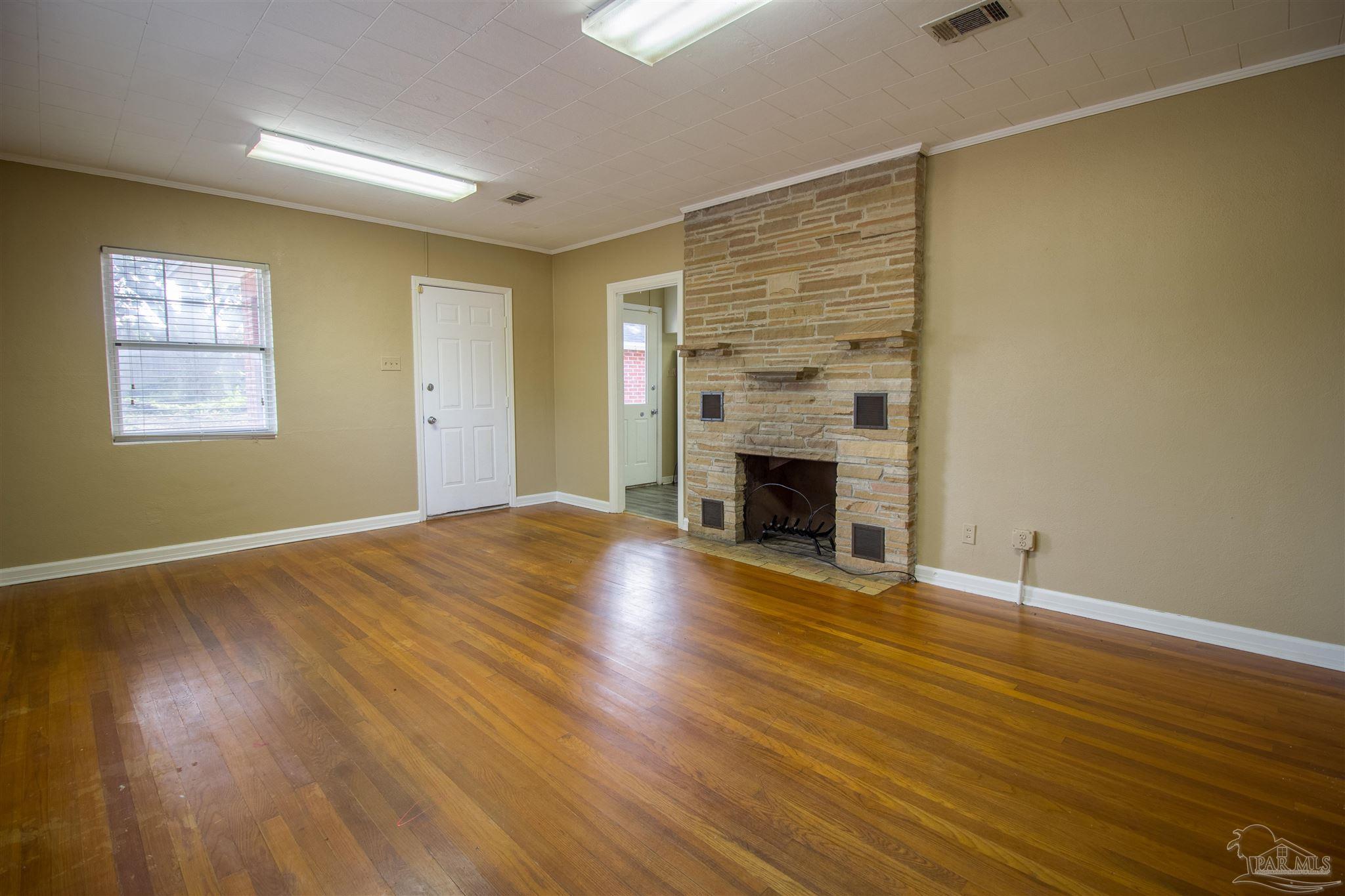 2501 Copter Road Pensacola, FL 32514 - Photo 6 of 42 Gallery Image 6