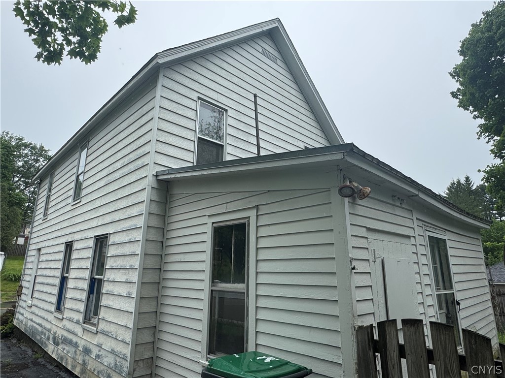 7 Reed Street Canajoharie, NY 13317 - Photo 2 of 22
