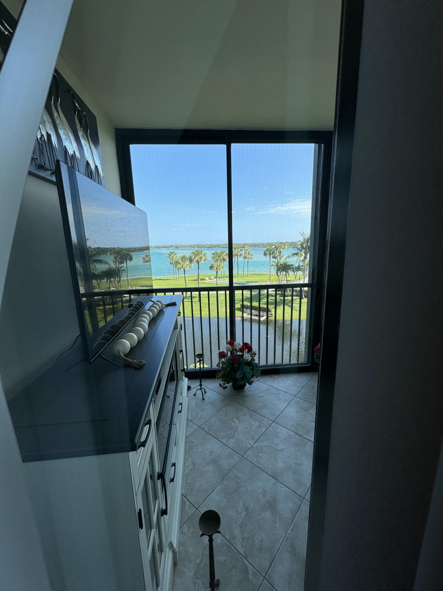 200 Intracoastal Place, Unit 404 Jupiter, FL 33469 - Photo 25 of 95 master view