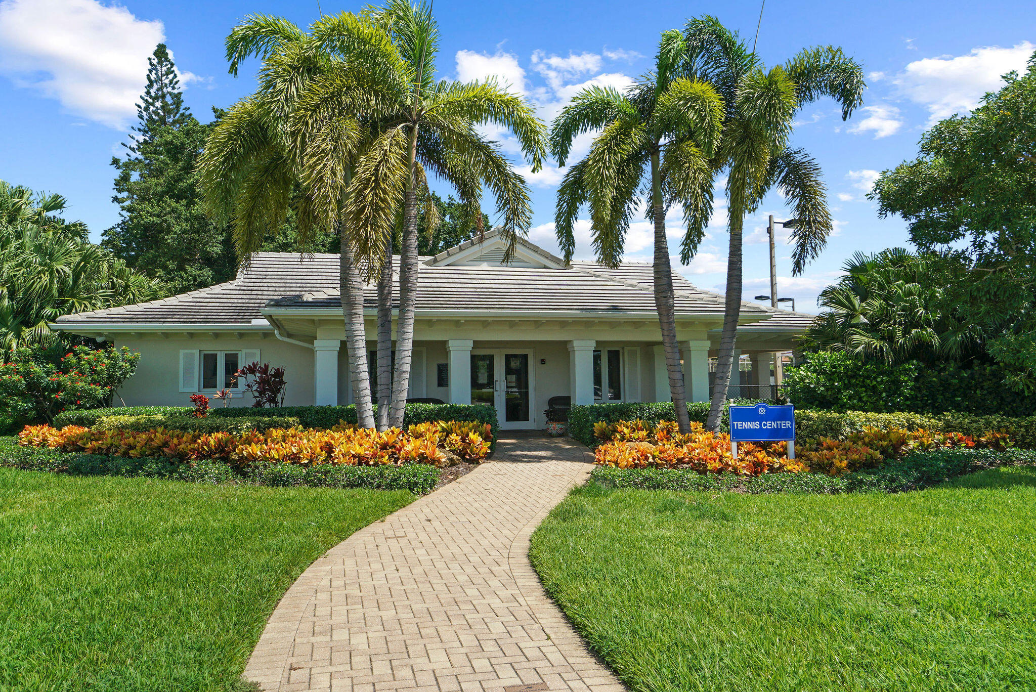 200 Intracoastal Place, Unit 404 Jupiter, FL 33469 - Photo 74 of 95 NorthPalmBeachCountryClub(11)