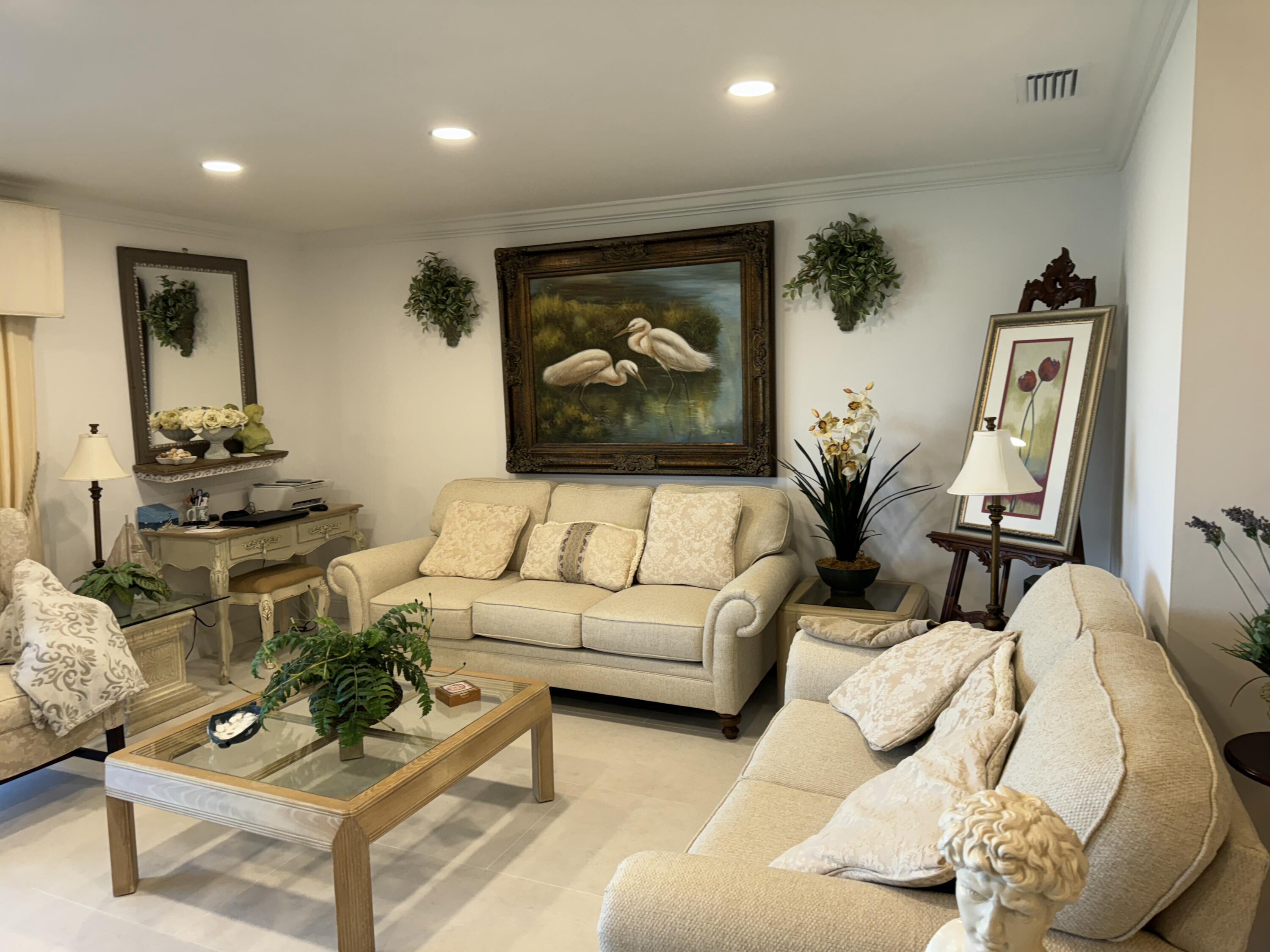 200 Intracoastal Place, Unit 404 Jupiter, FL 33469 - Photo 9 of 95 living room