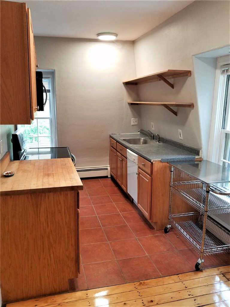 8 Cady Street, Unit 3 Providence, RI 02903 - Photo 5 of 11