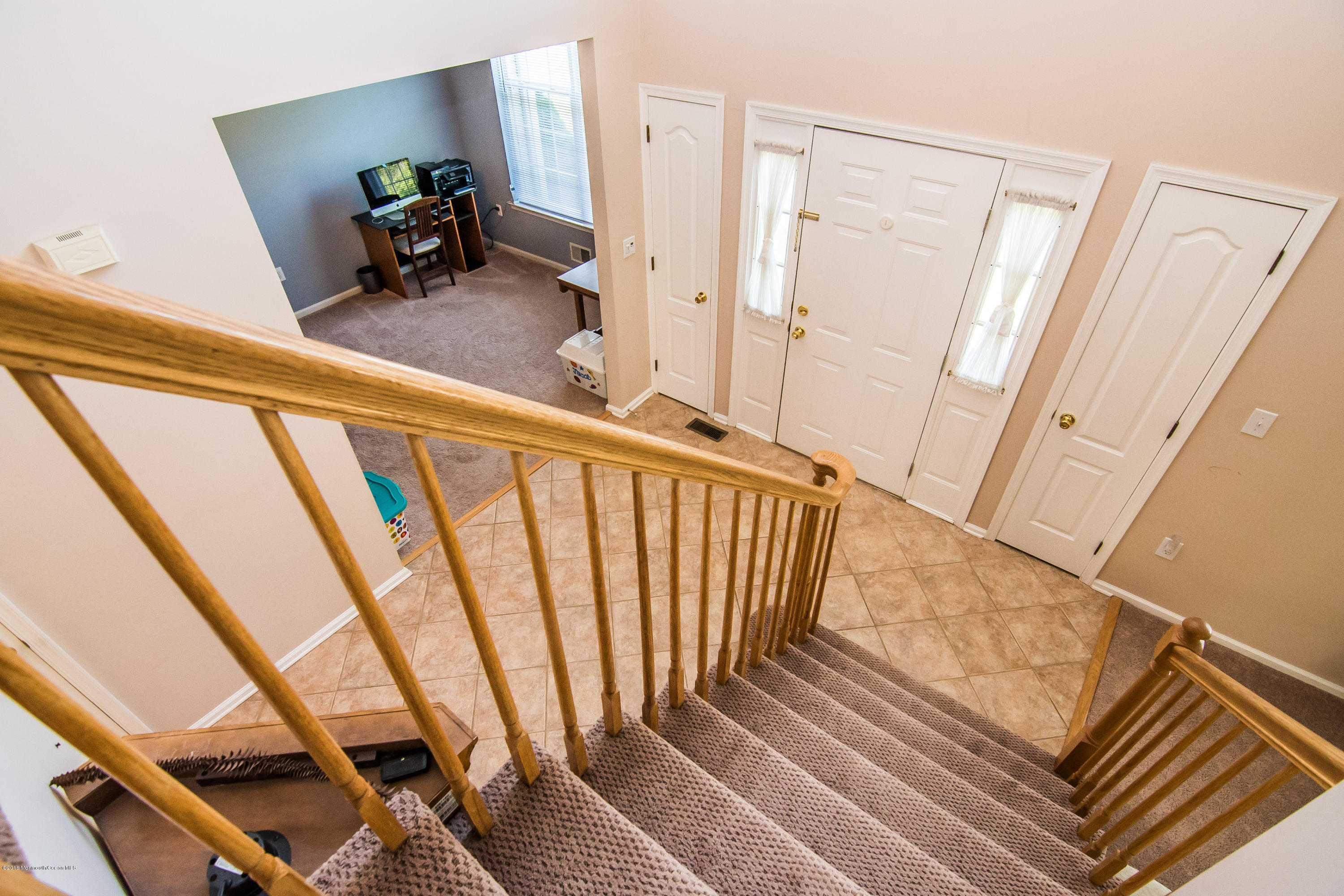 111 Valley Road Jackson, NJ 08527 - Photo 24 of 40 Foyer2