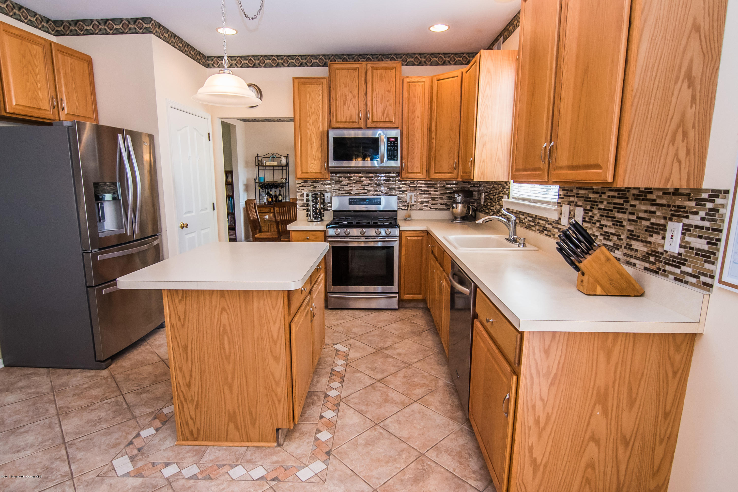 111 Valley Road Jackson, NJ 08527 - Photo 7 of 40 Kitchen3