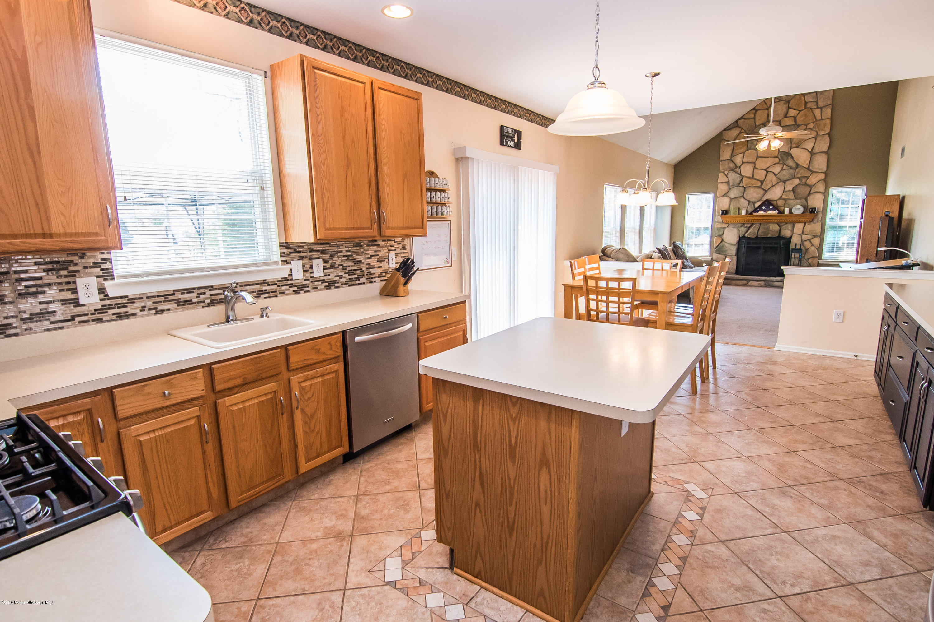 111 Valley Road Jackson, NJ 08527 - Photo 8 of 40 Kitchen into Family Room