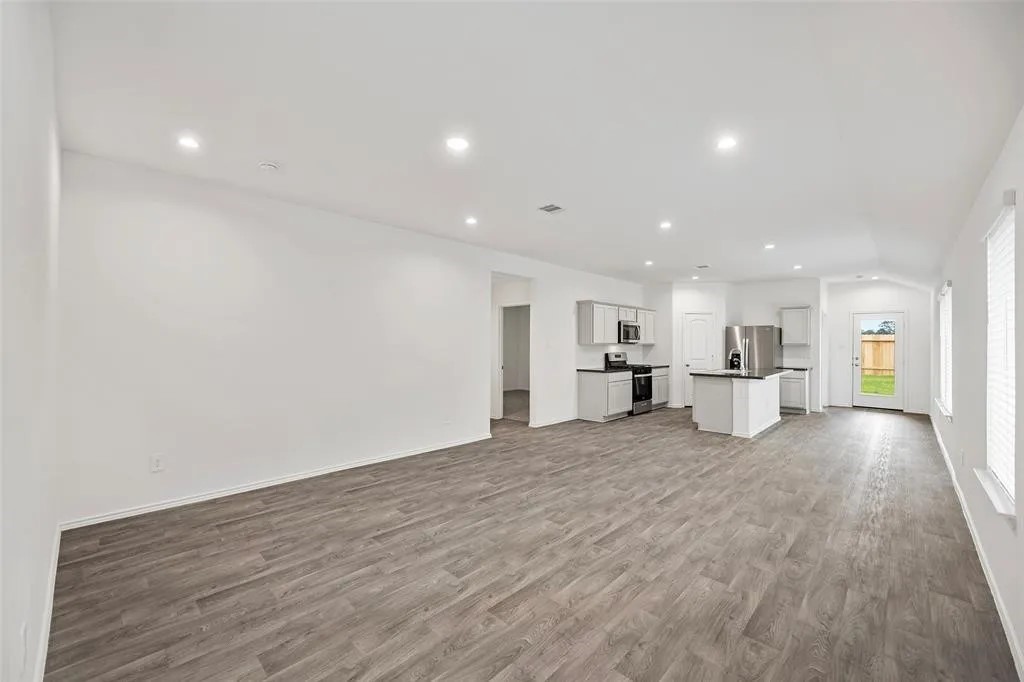 24346 Elmwood Falls Dr Spring Spring, TX 77373 - Photo 18 of 19