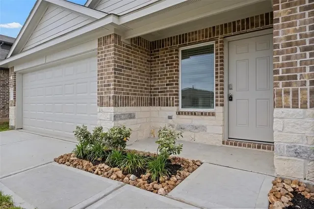 $229,000 | 24346 Elmwood Falls Dr Spring, Spring, TX 77373