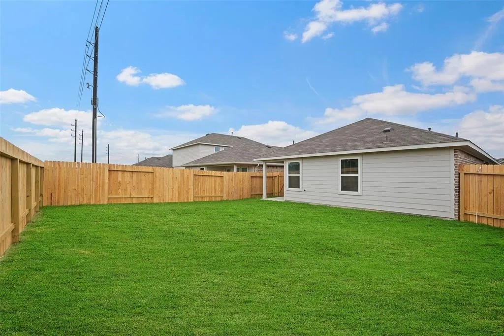 24346 Elmwood Falls Dr Spring Spring, TX 77373 - Photo 3 of 19