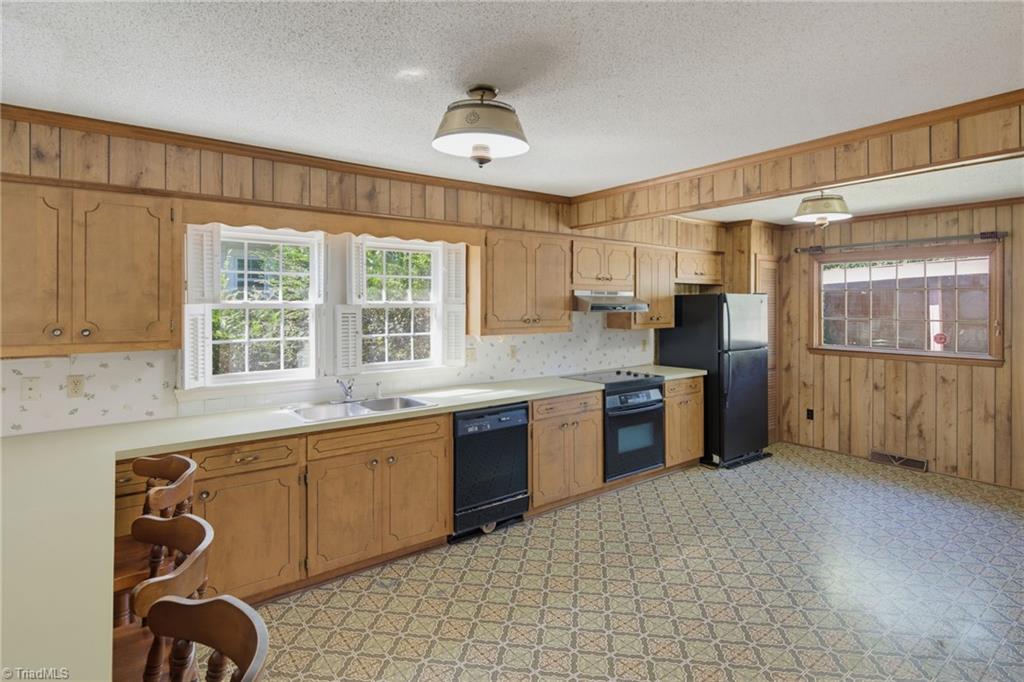 113 Dexter Street Kannapolis, NC 28081 - Photo 10 of 25 Gallery Image 10